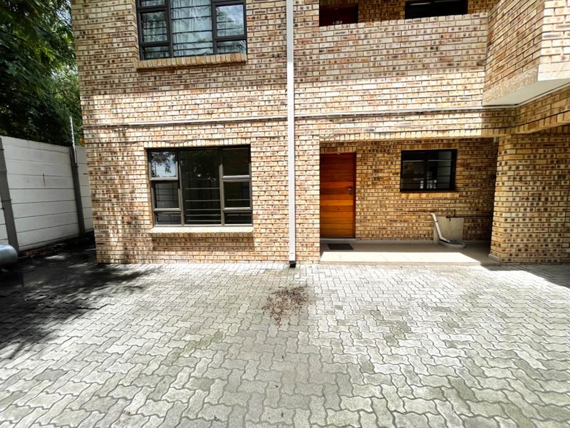 To Let 2 Bedroom Property for Rent in Wendywood Gauteng