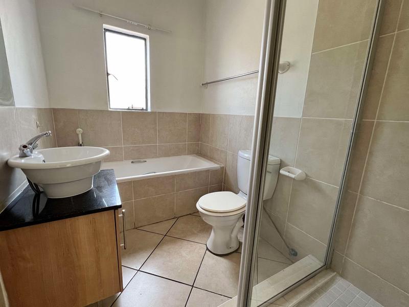 2 Bedroom Property for Sale in Ferndale Gauteng