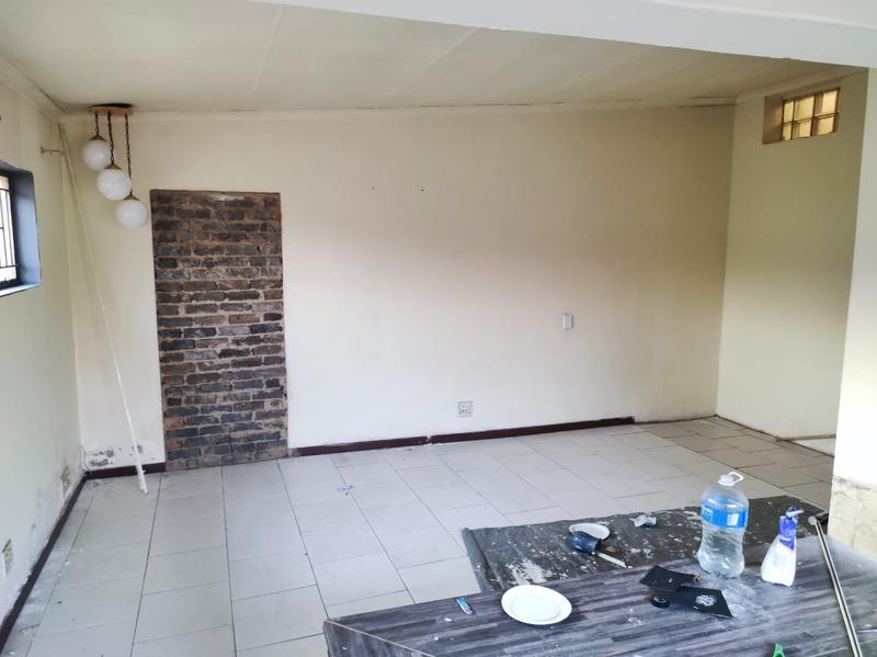 5 Bedroom Property for Sale in Primrose Gauteng