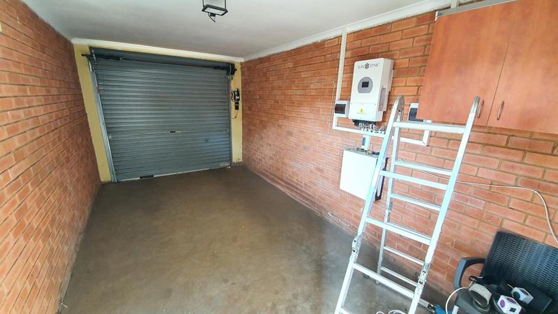 2 Bedroom Property for Sale in Montana Gauteng