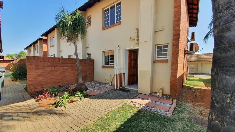 2 Bedroom Property for Sale in Montana Gauteng