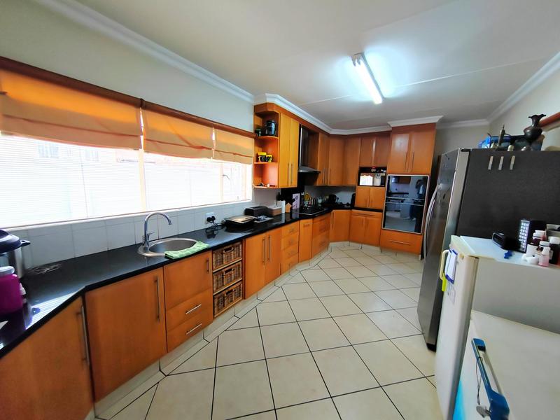 4 Bedroom Property for Sale in Sinoville Gauteng