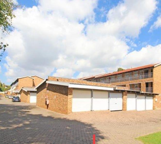 2 Bedroom Property for Sale in Robindale Gauteng