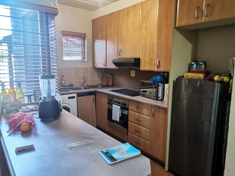 2 Bedroom Property for Sale in Woodmead Gauteng