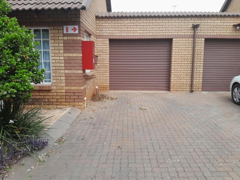 3 Bedroom Property for Sale in Clubview Gauteng