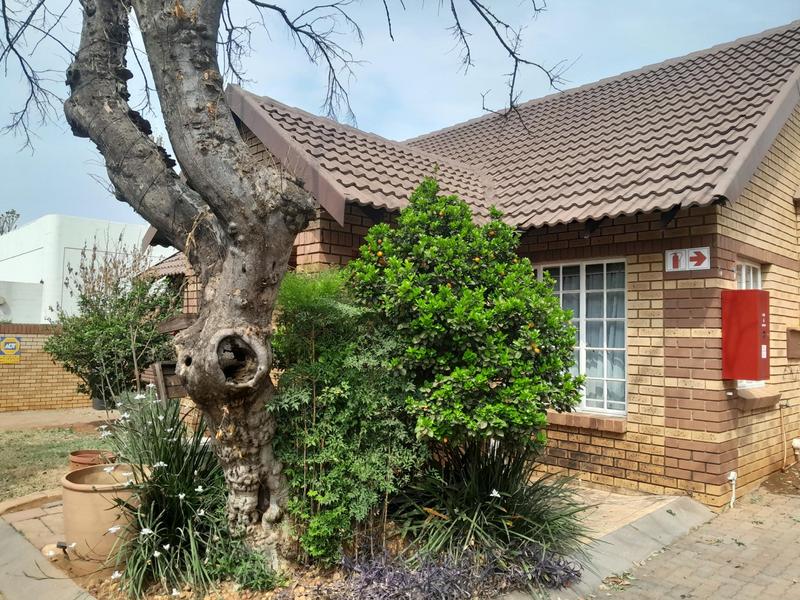 3 Bedroom Property for Sale in Clubview Gauteng