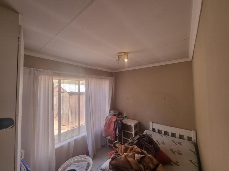 3 Bedroom Property for Sale in Heuwelsig Estate Gauteng