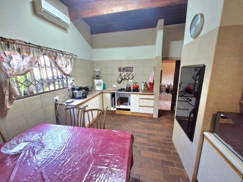 8 Bedroom Property for Sale in Raslouw A H Gauteng