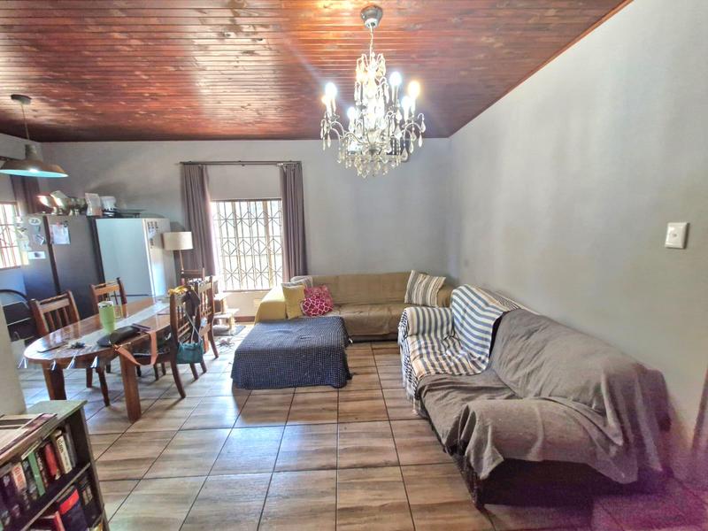 8 Bedroom Property for Sale in Raslouw A H Gauteng