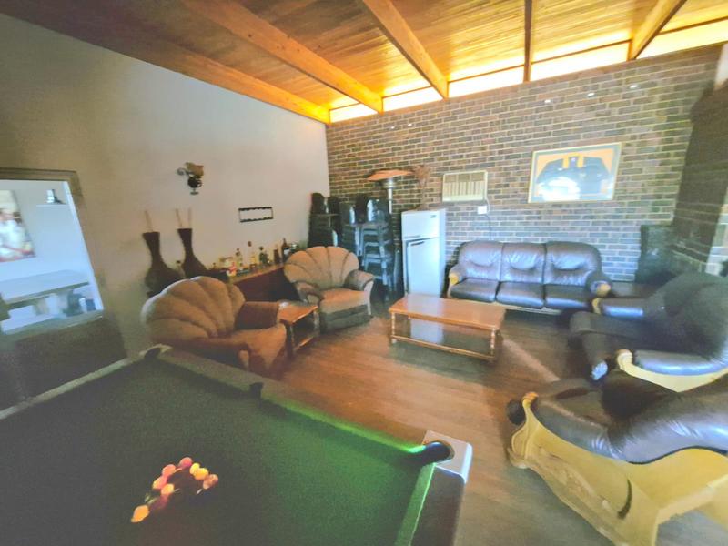 8 Bedroom Property for Sale in Raslouw A H Gauteng