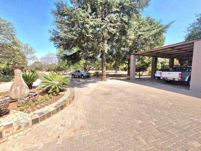 8 Bedroom Property for Sale in Raslouw A H Gauteng