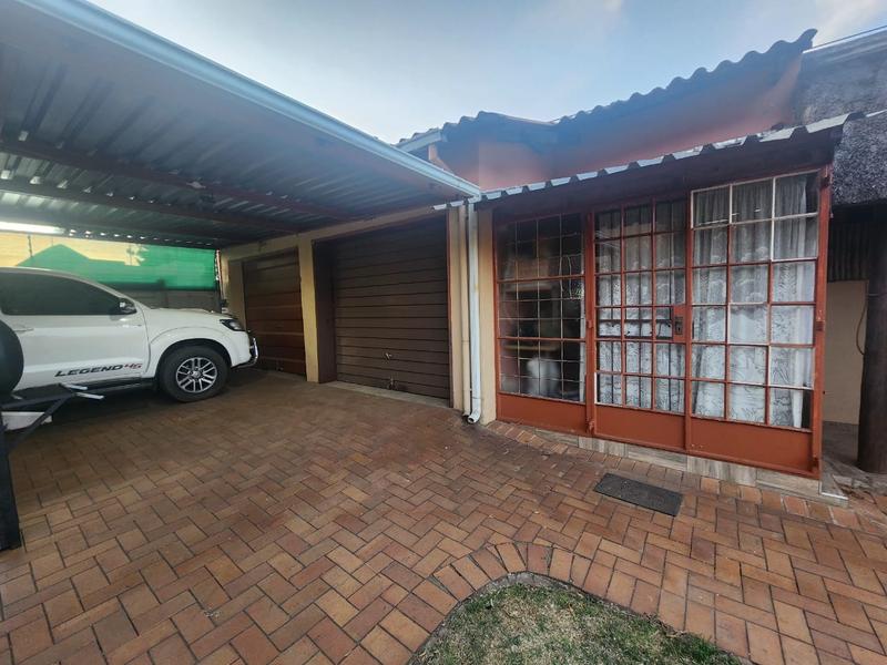 3 Bedroom Property for Sale in Randgate Gauteng