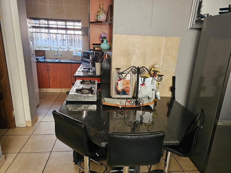 2 Bedroom Property for Sale in Vanderbijlpark SE Gauteng