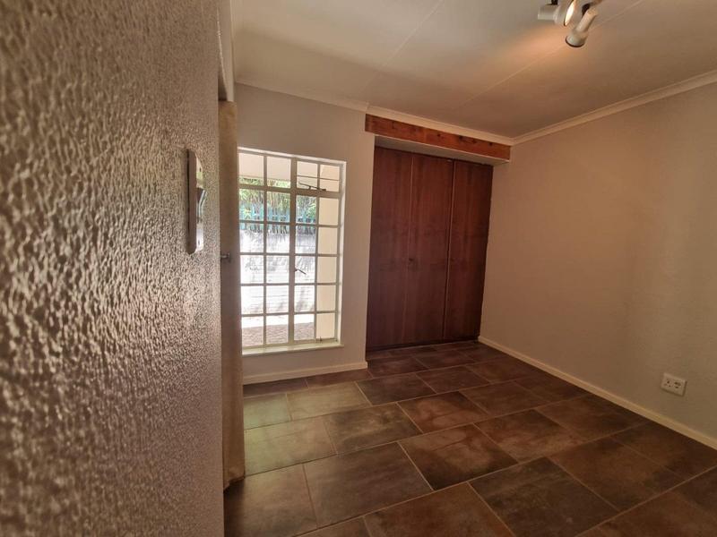 3 Bedroom Property for Sale in Vanderbijlpark SW 5 Gauteng