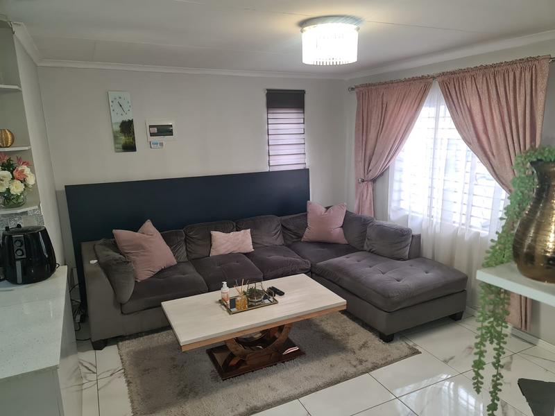 3 Bedroom Property for Sale in Windmill Park Gauteng