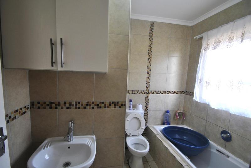 3 Bedroom Property for Sale in Dawn Park Gauteng