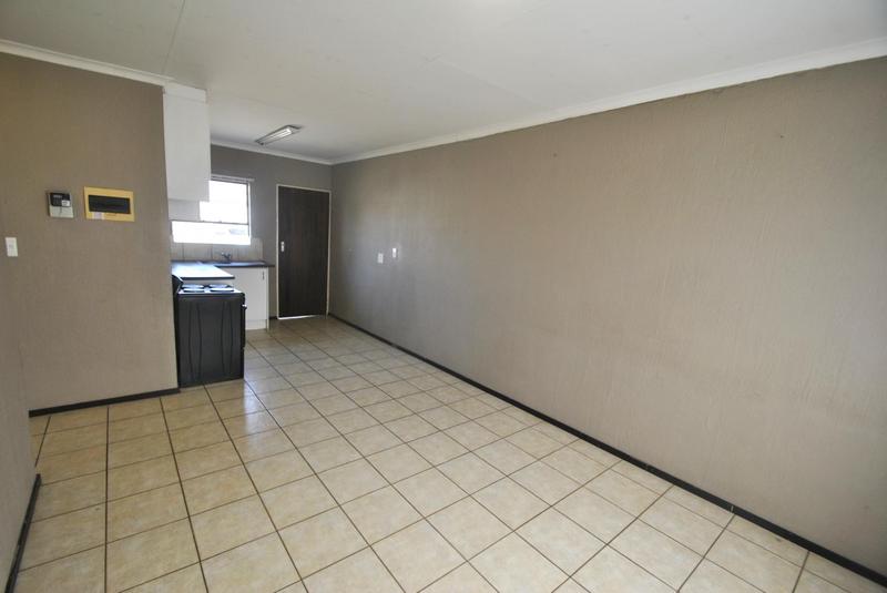 2 Bedroom Property for Sale in Dawn Park Gauteng