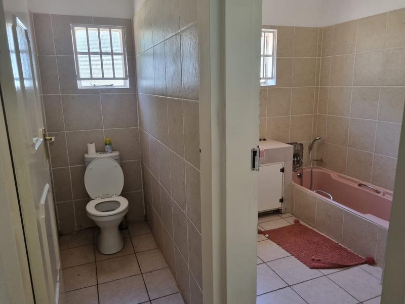 4 Bedroom Property for Sale in Observatory Gauteng