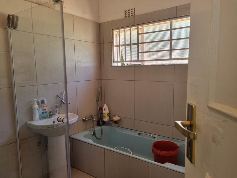 4 Bedroom Property for Sale in Observatory Gauteng