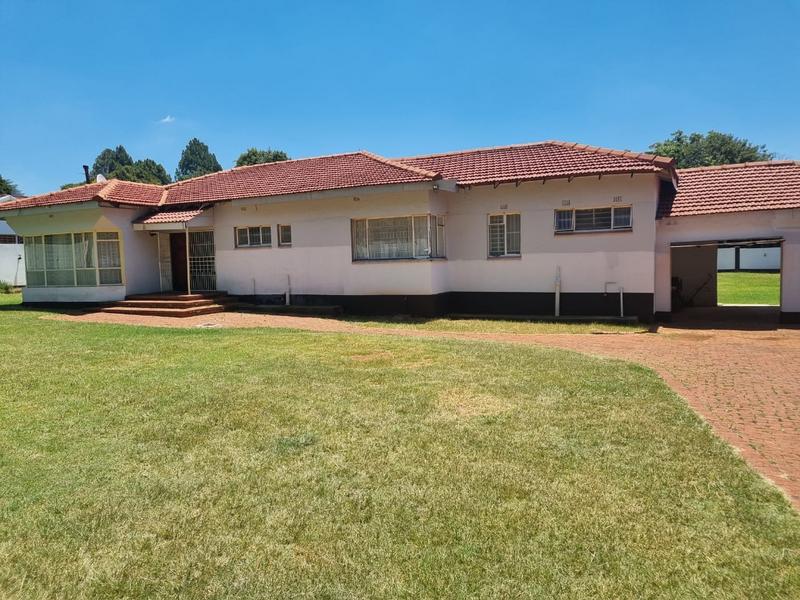 4 Bedroom Property for Sale in Observatory Gauteng