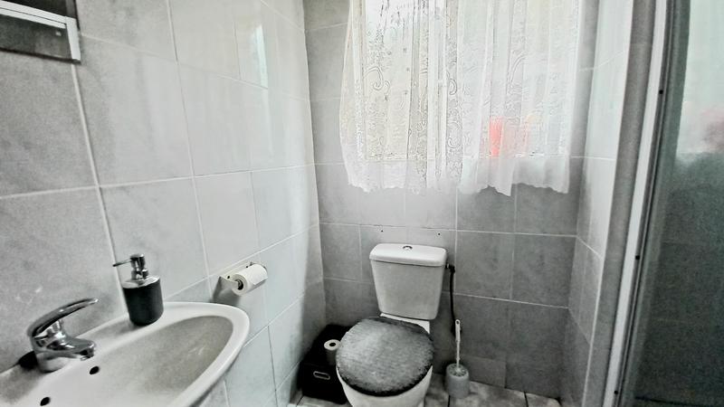 4 Bedroom Property for Sale in Symhurst Gauteng