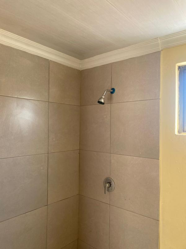 2 Bedroom Property for Sale in Braamfischerville Gauteng