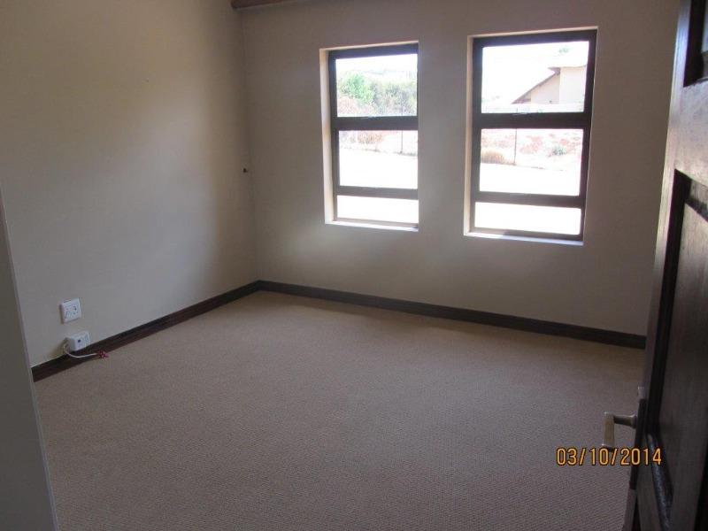 To Let 2 Bedroom Property for Rent in Cornwall Hill Gauteng