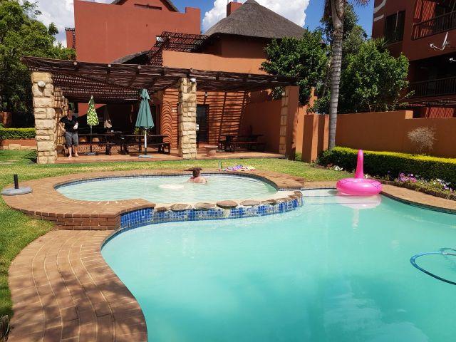 2 Bedroom Property for Sale in Sunninghill Gauteng