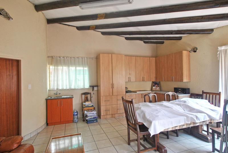 5 Bedroom Property for Sale in Farrarmere Gauteng