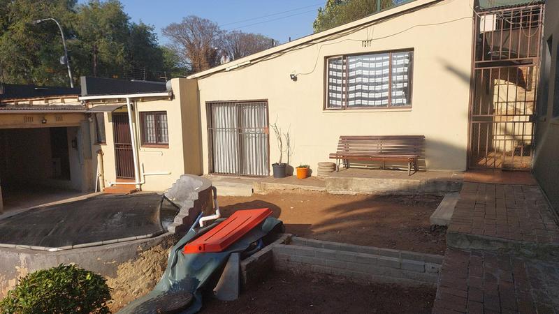 5 Bedroom Property for Sale in Kensington Gauteng