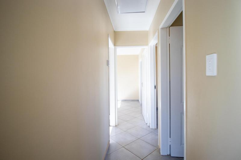 3 Bedroom Property for Sale in Windmill Park Gauteng