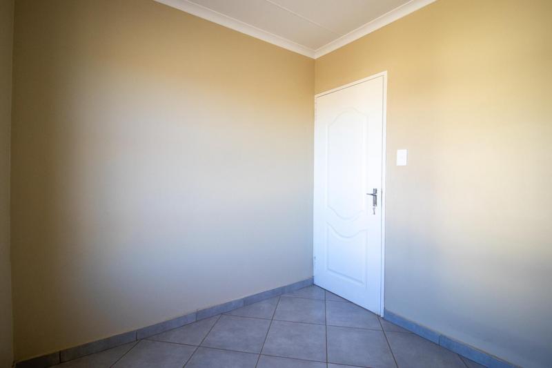 3 Bedroom Property for Sale in Windmill Park Gauteng