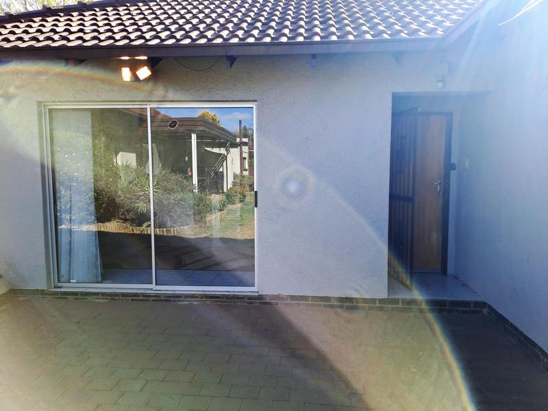 To Let 2 Bedroom Property for Rent in Highway Gardens Gauteng