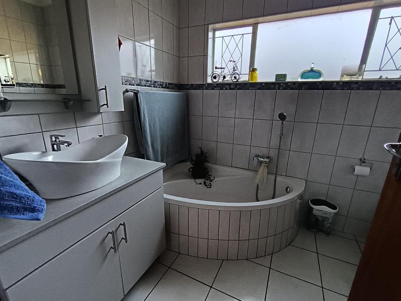 3 Bedroom Property for Sale in Gerdview Gauteng