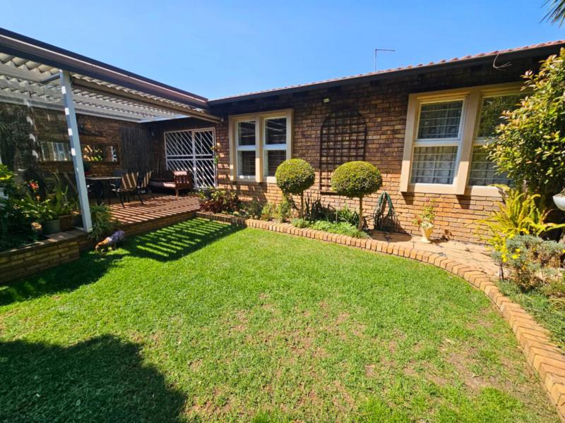 3 Bedroom Property for Sale in Glen Marais Gauteng