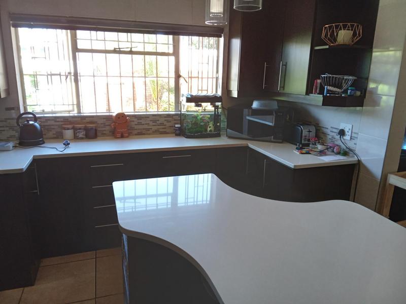 3 Bedroom Property for Sale in Eden Glen Gauteng