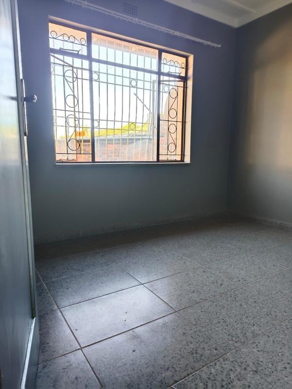 To Let 2 Bedroom Property for Rent in Kensington Gauteng