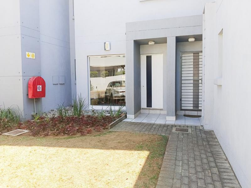 2 Bedroom Property for Sale in Broadacres Gauteng