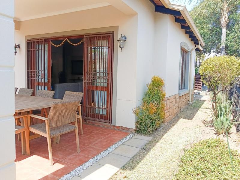 2 Bedroom Property for Sale in Paulshof Gauteng