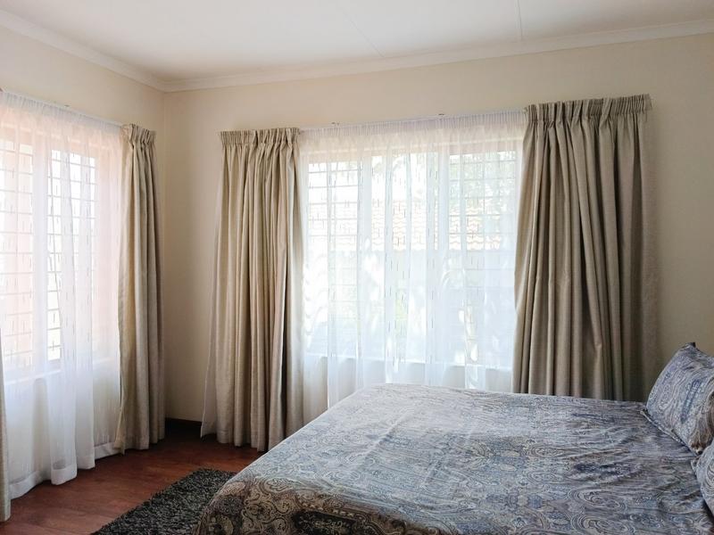 2 Bedroom Property for Sale in Paulshof Gauteng