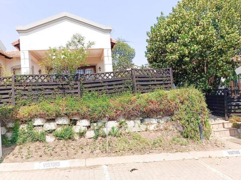 2 Bedroom Property for Sale in Paulshof Gauteng