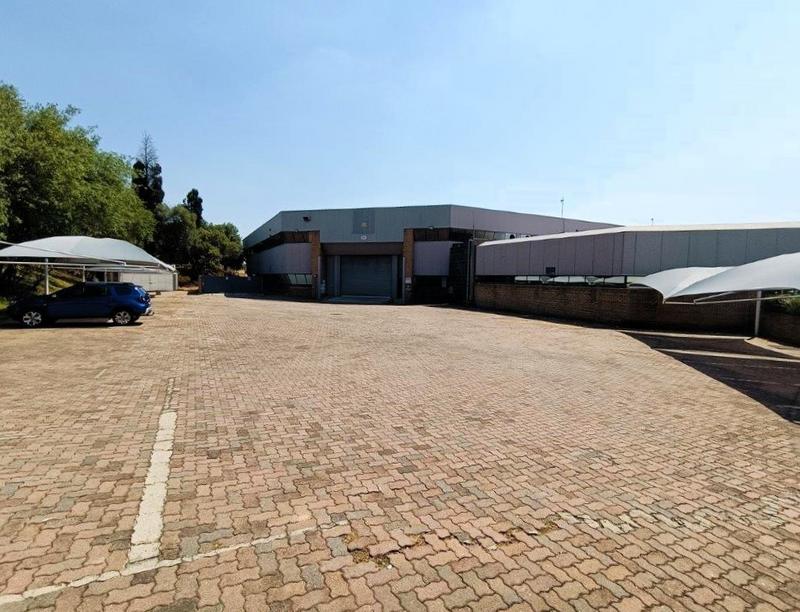 To Let commercial Property for Rent in Halfway House Gauteng