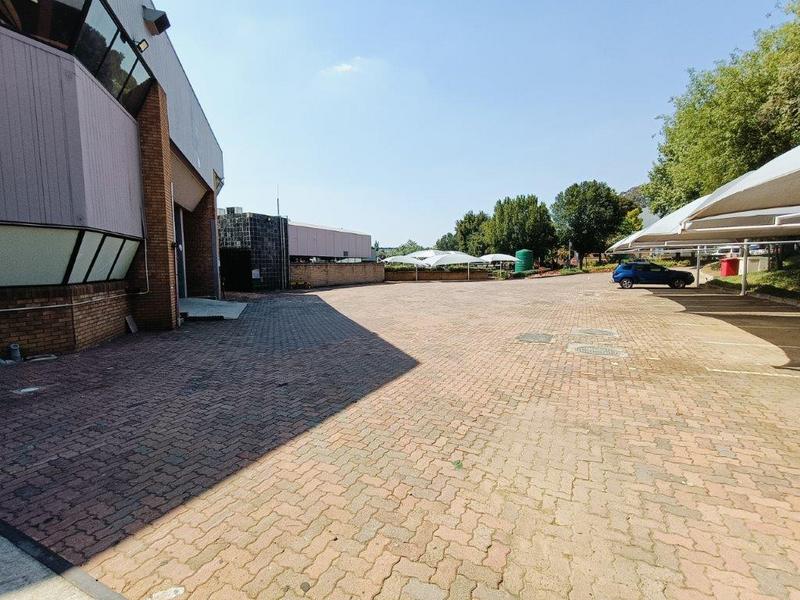 To Let commercial Property for Rent in Halfway House Gauteng