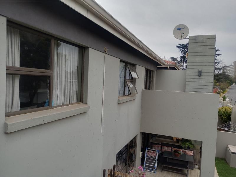 3 Bedroom Property for Sale in Bedfordview Gauteng