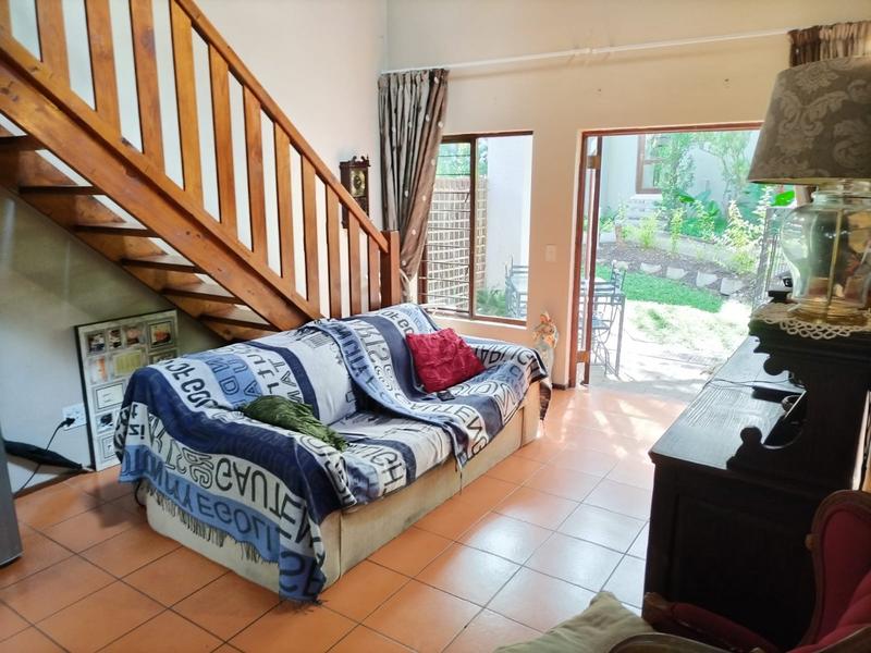 2 Bedroom Property for Sale in Douglasdale Gauteng