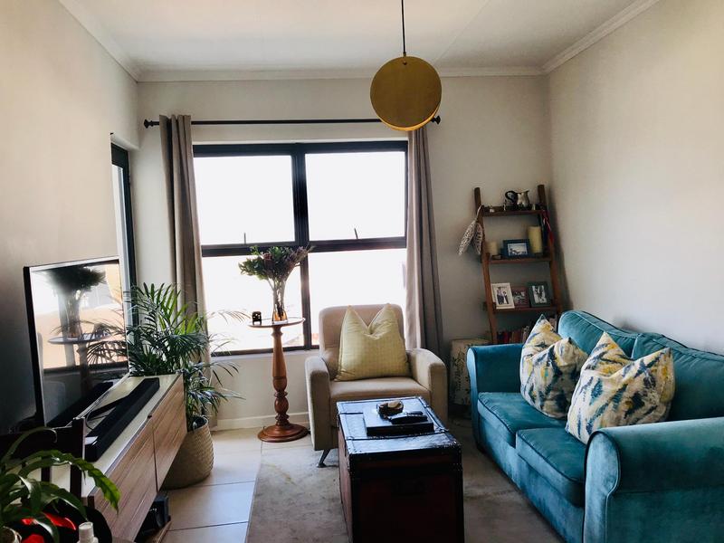 1 Bedroom Property for Sale in Olivedale Gauteng