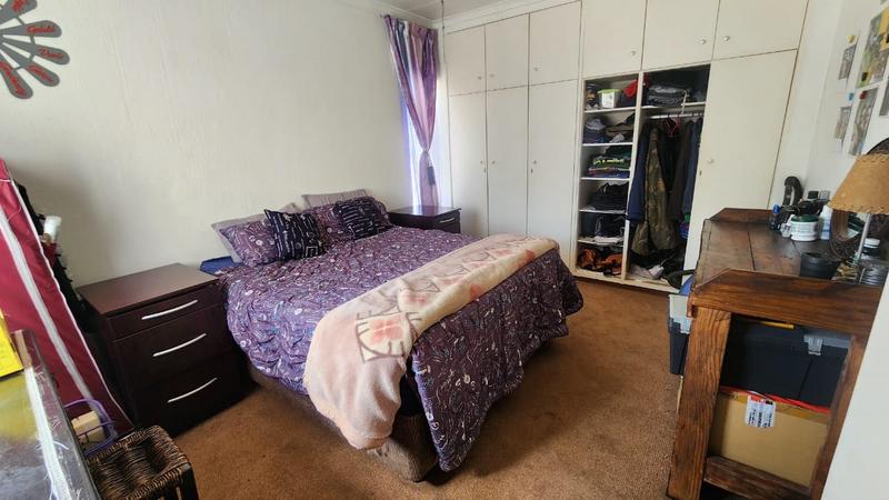 3 Bedroom Property for Sale in Brackendowns Gauteng