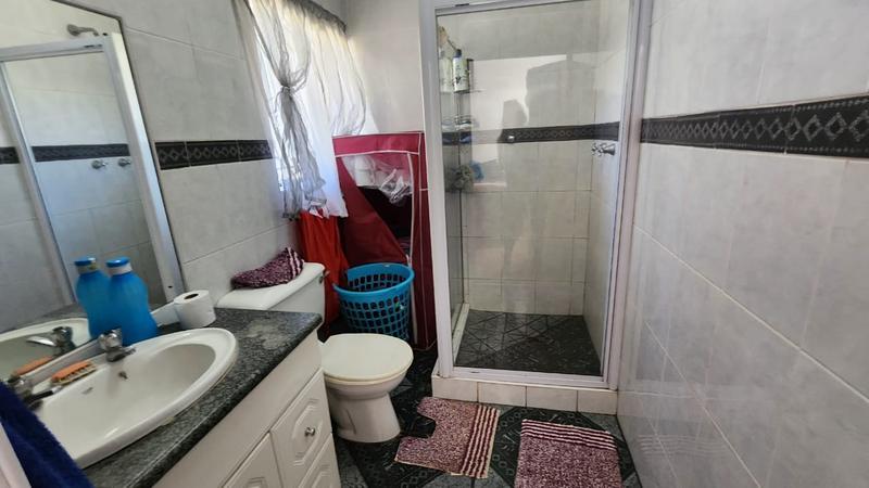 3 Bedroom Property for Sale in Brackendowns Gauteng