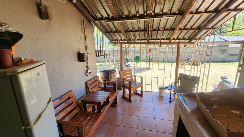 3 Bedroom Property for Sale in Brackendowns Gauteng