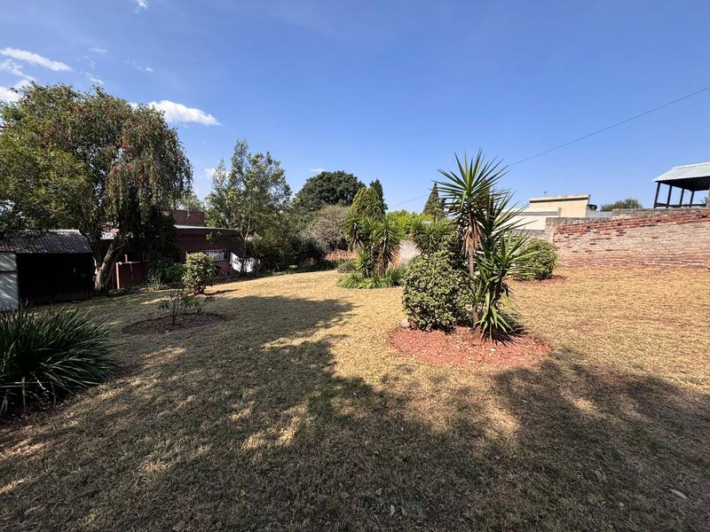 4 Bedroom Property for Sale in Floracliffe Gauteng